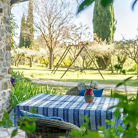 ベッド・アンド・ブレックファスト La Maison Des Olivettes 4*